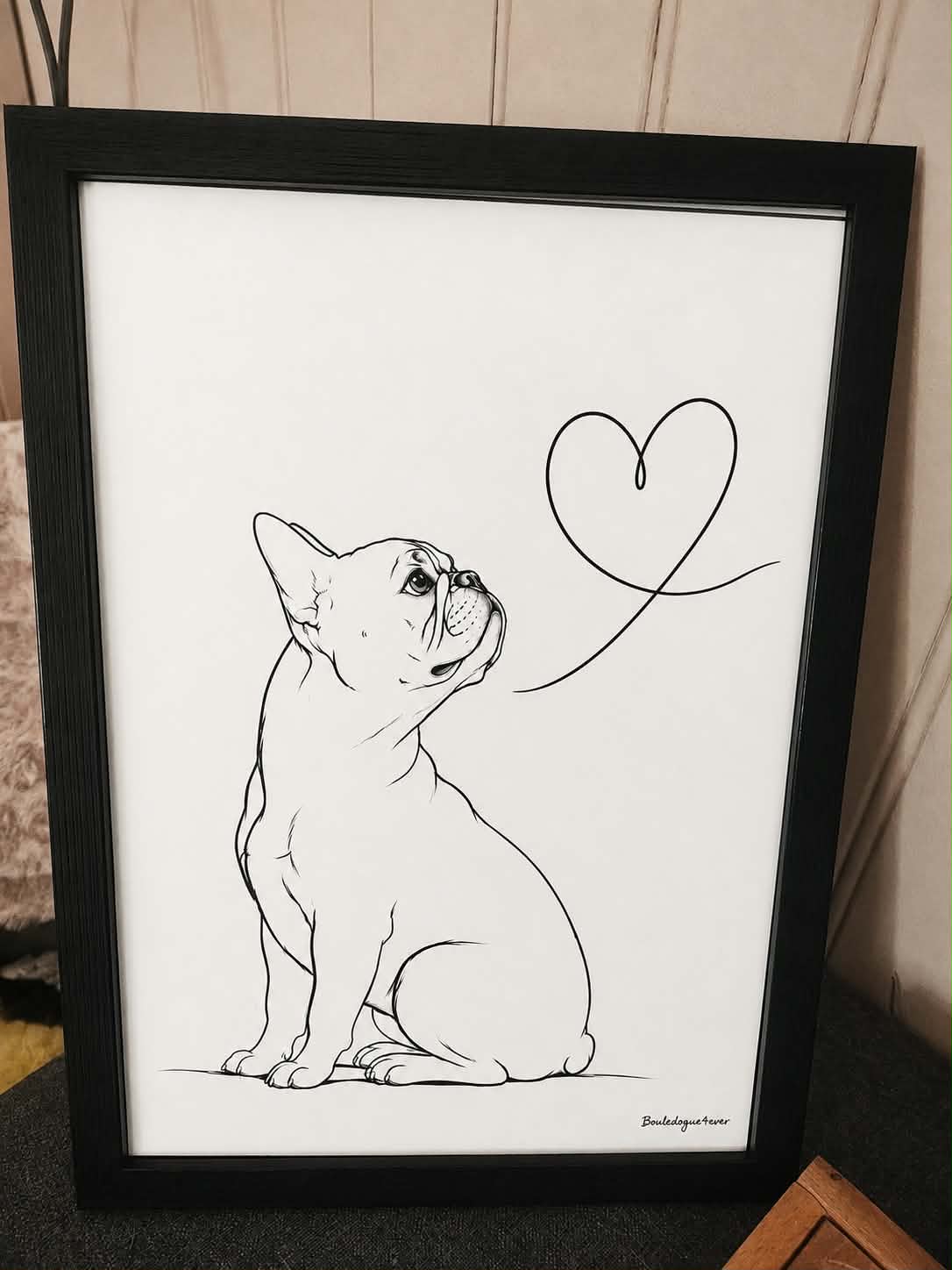 Affiche Bouledogue Français & Cœur – Illustration noir et blanc – A4